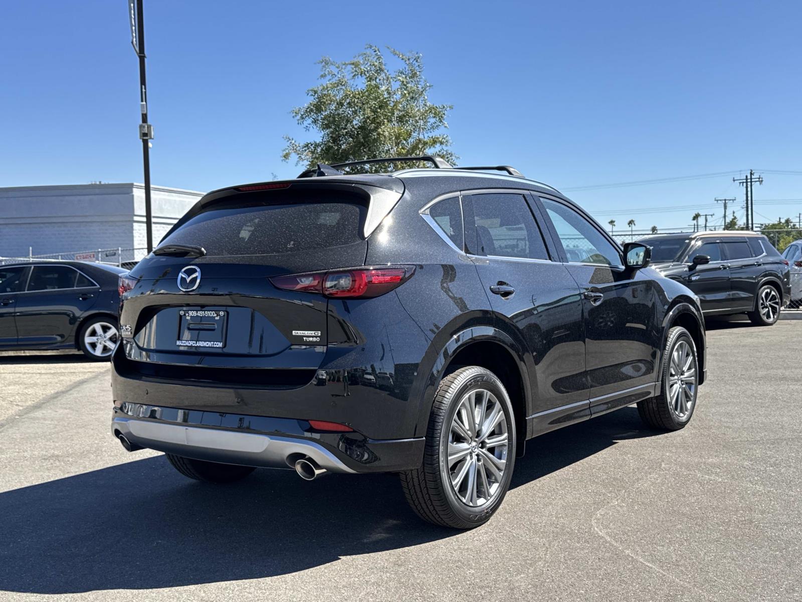 2025 Mazda CX-5 2.5 Turbo Signature photo 3