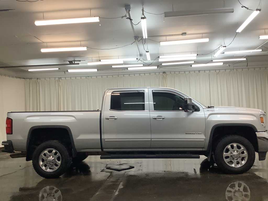 2015 Gmc Sierra 2500 HD SLE photo 4