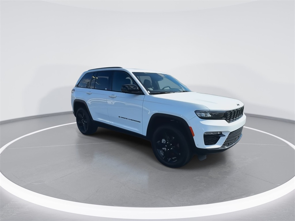 2024 Jeep Grand Cherokee Limited photo 2