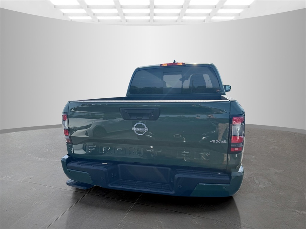 2025 Nissan Frontier Crew Cab SV photo 4