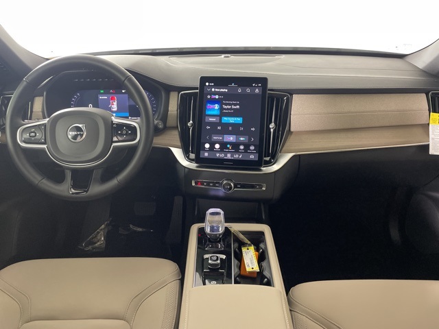 2026 Volvo XC90 B5 AWD Core photo 37