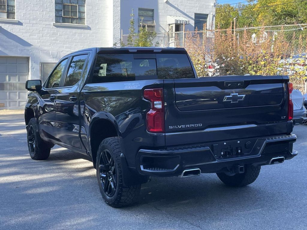 2024 Chevrolet Silverado 1500 LT Trail Boss photo 3