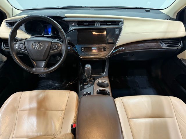 2015 Toyota Avalon XLE photo 22