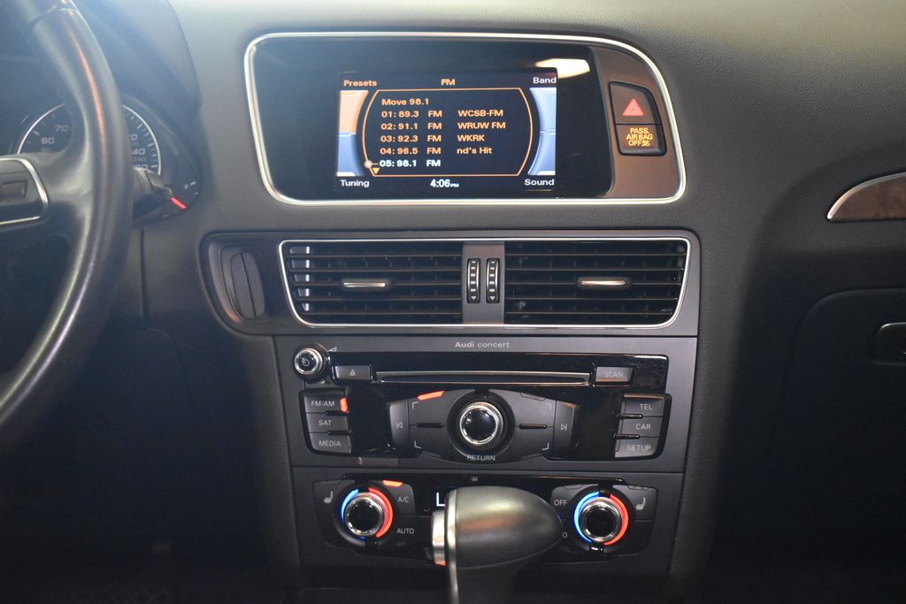 2015 Audi Q5 2.0T Premium Plus photo 16