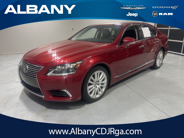 2016 Lexus LS Base's photo