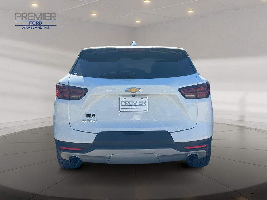 2023 Chevrolet Blazer 2LT photo 4