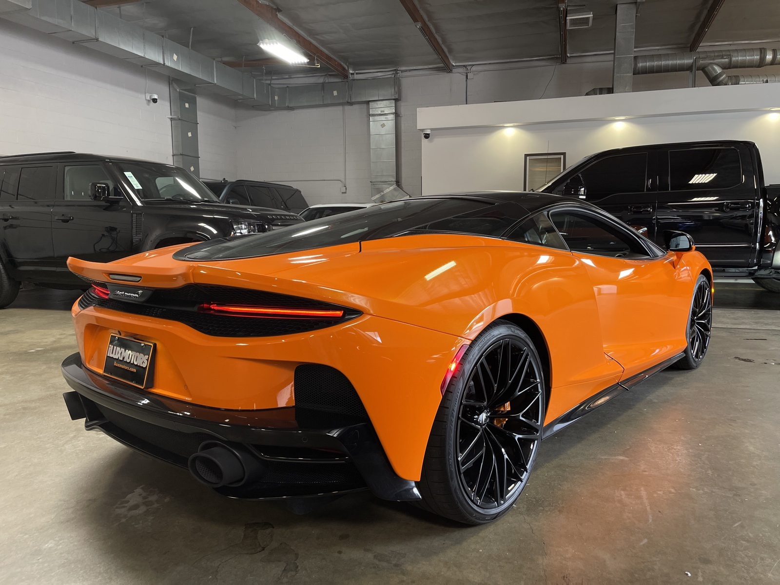 2022 Mclaren GT photo 3