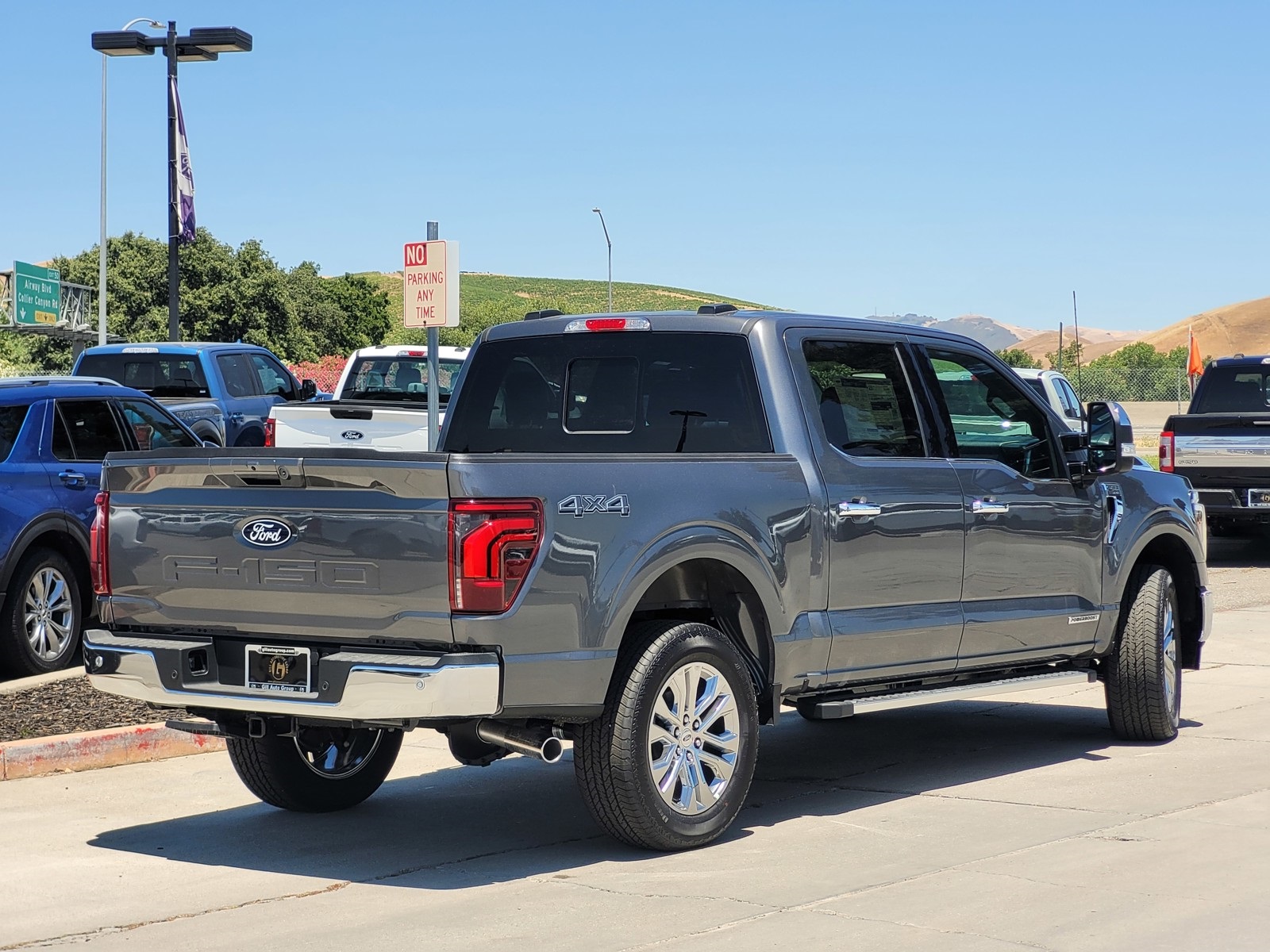 2025 Ford F-150 Lariat photo 4