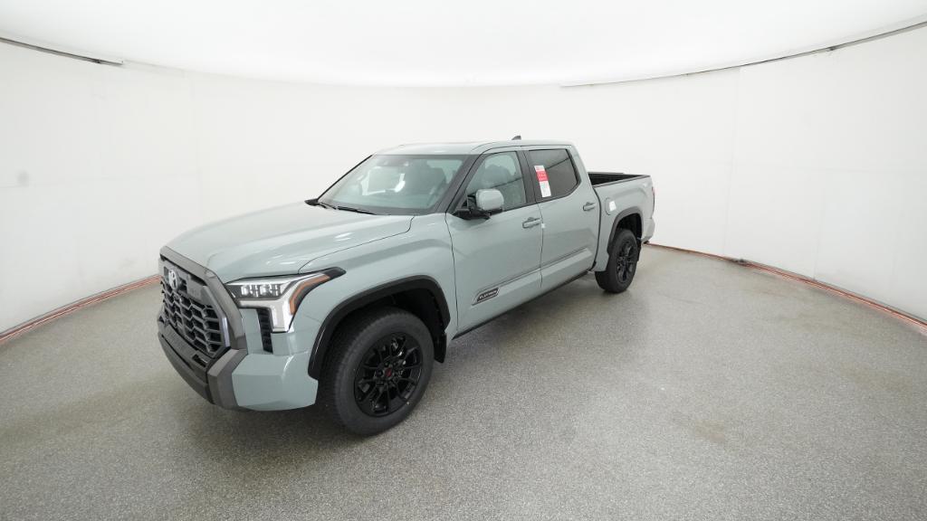2026 Toyota Tundra Platinum's photo