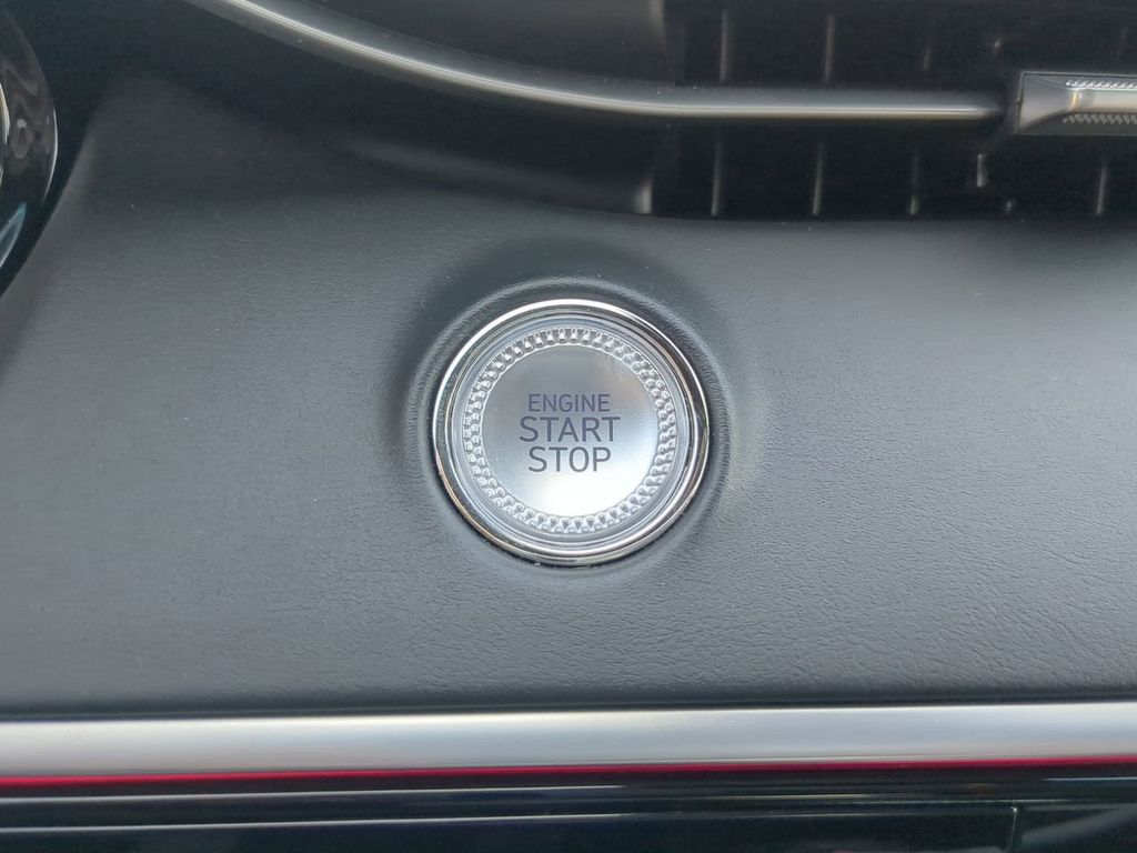 2024 Genesis GV70 3.5T Sport photo 30