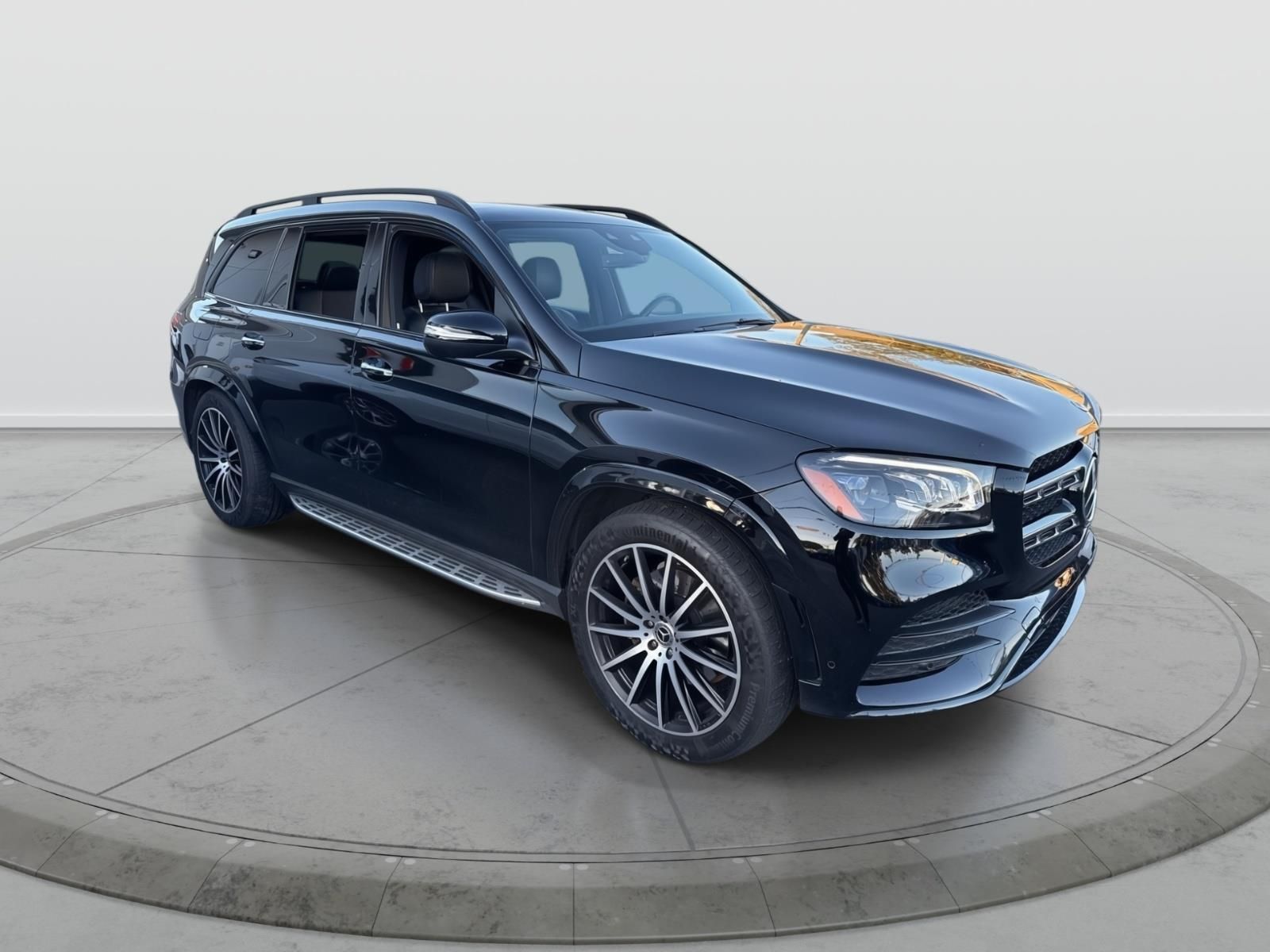 2023 Mercedes-Benz GLS Base's photo