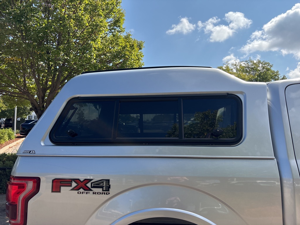 2016 Ford F-150 Platinum photo 7