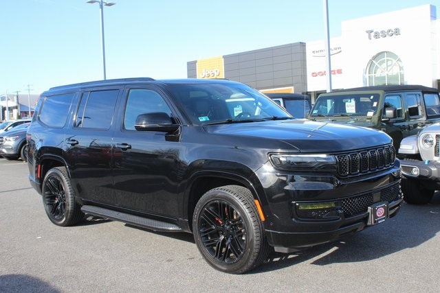 2024 Jeep Wagoneer Series II's photo