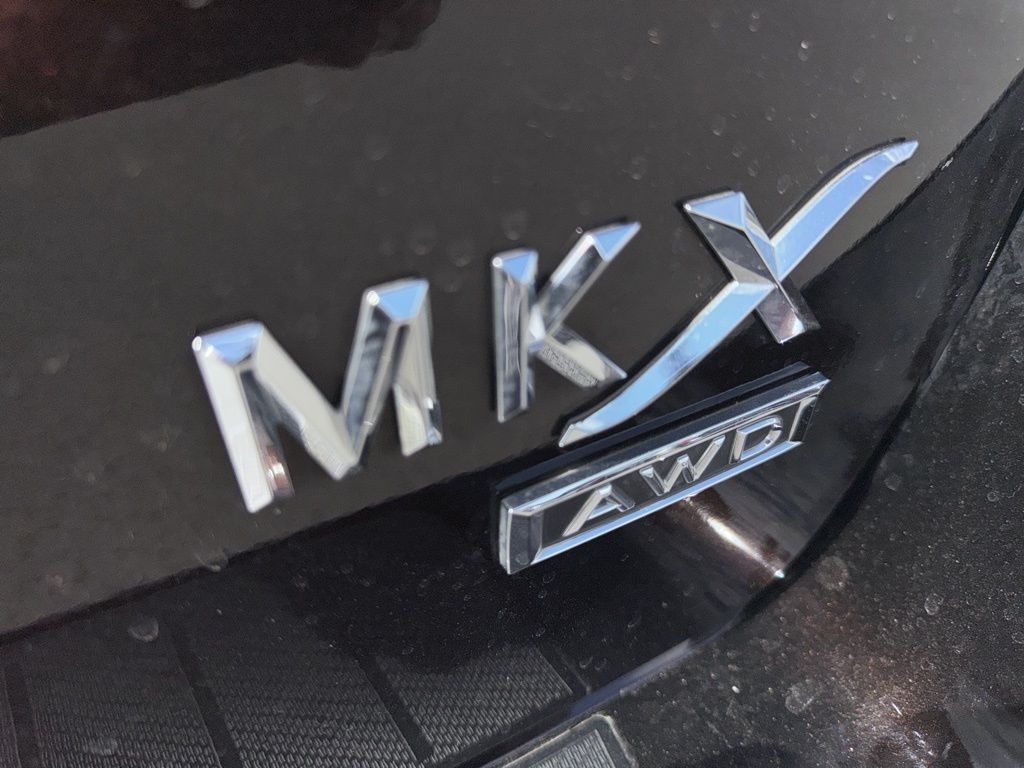 2013 Lincoln MKX Base photo 3