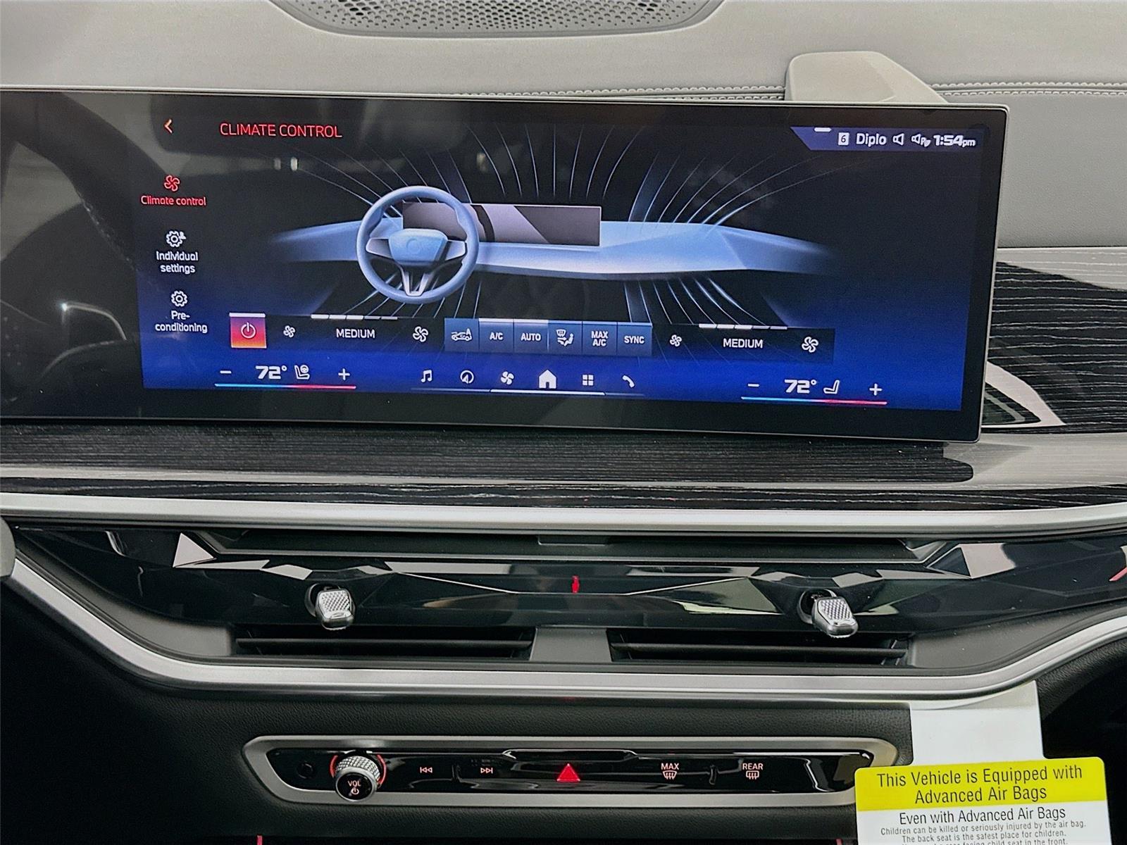 2026 Bmw X7 M60i photo 15