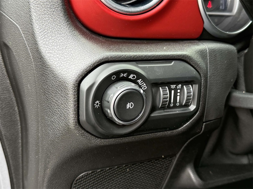 2021 Jeep Wrangler Unlimited Rubicon photo 27