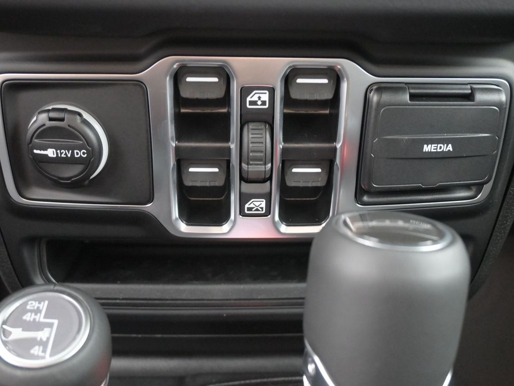 2025 Jeep Gladiator Texas Trail photo 6