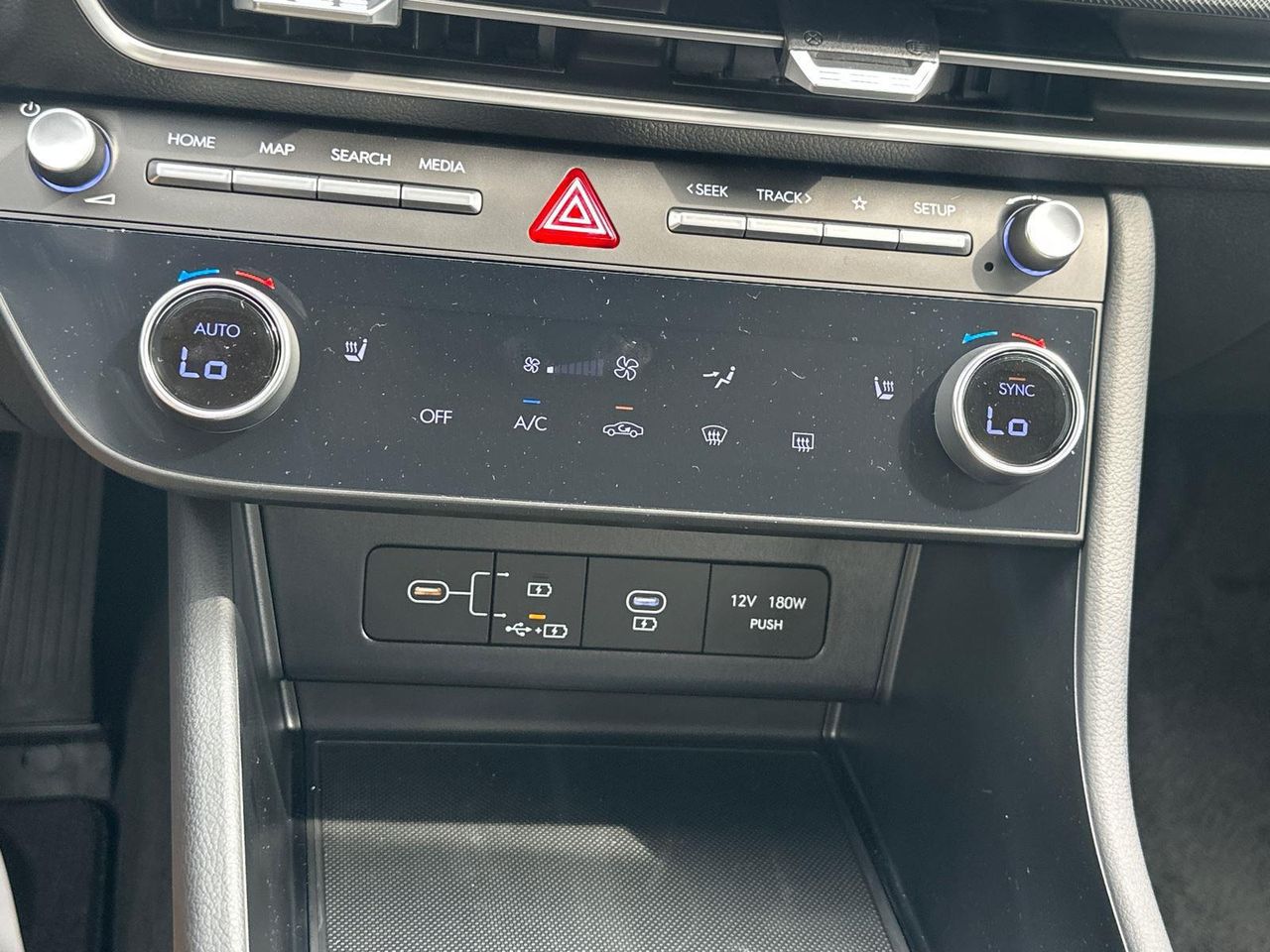 2025 Hyundai Sonata SEL photo 19
