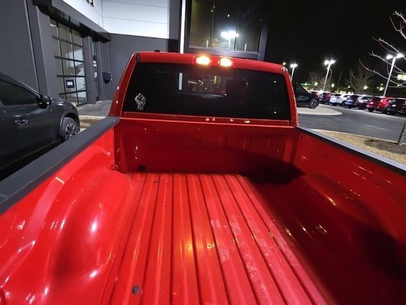 2016 RAM 1500 - Image 5