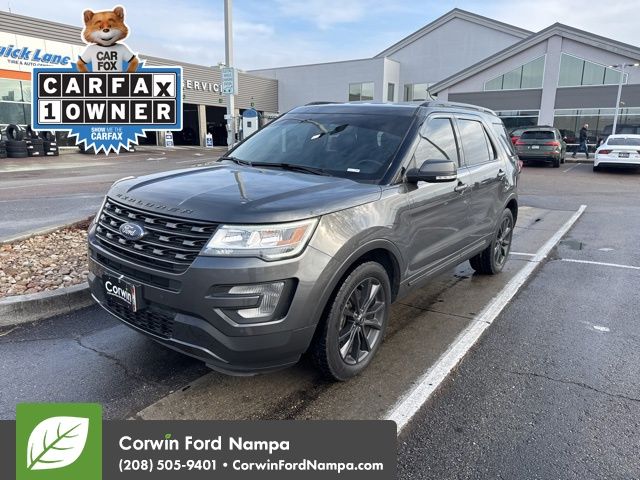 2017 Ford Explorer XLT's photo