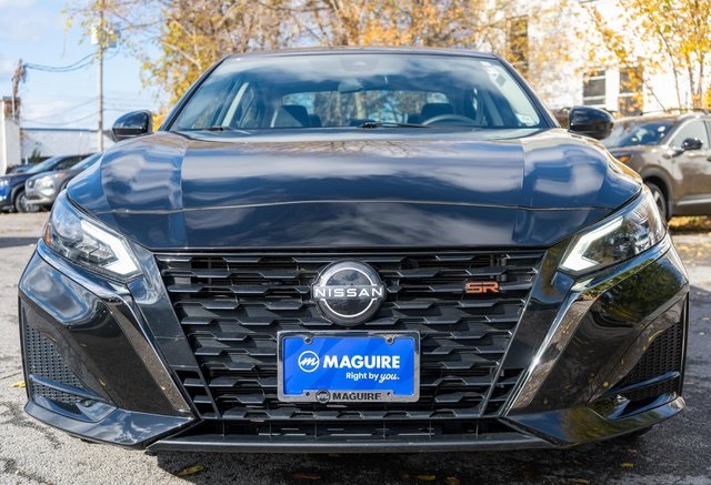 2024 Nissan Altima 2.5 SR photo 2
