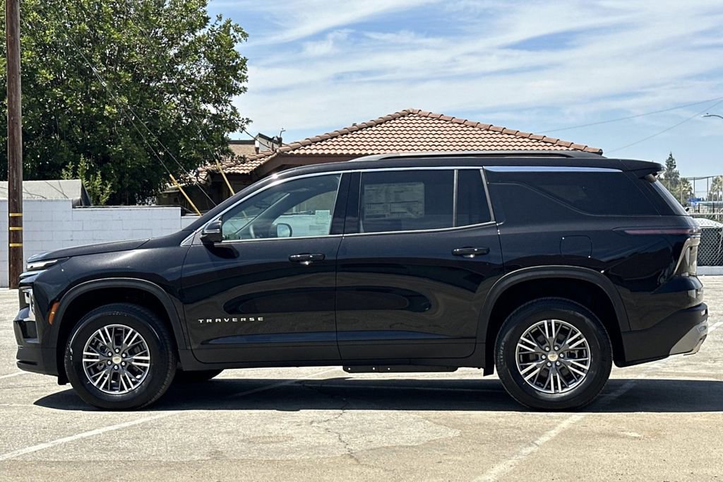 2026 Chevrolet Traverse photo 6
