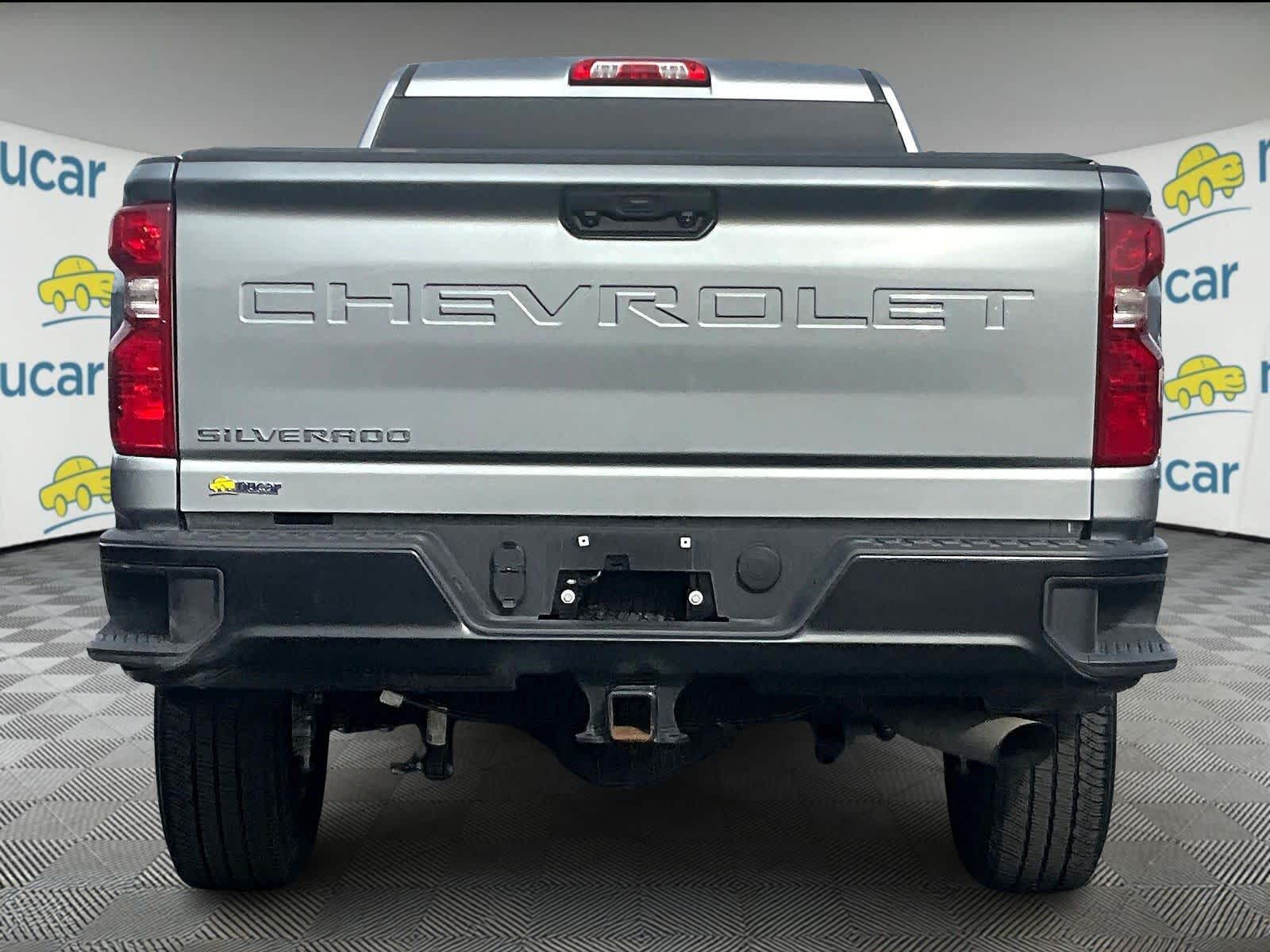 2025 Chevrolet Silverado 2500HD photo 4