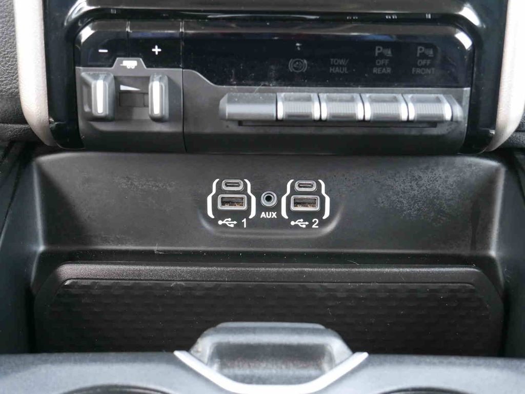 2024 Ram 3500 Laramie photo 5