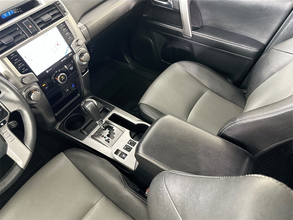 2021 Toyota 4Runner SR5 Premium photo 26