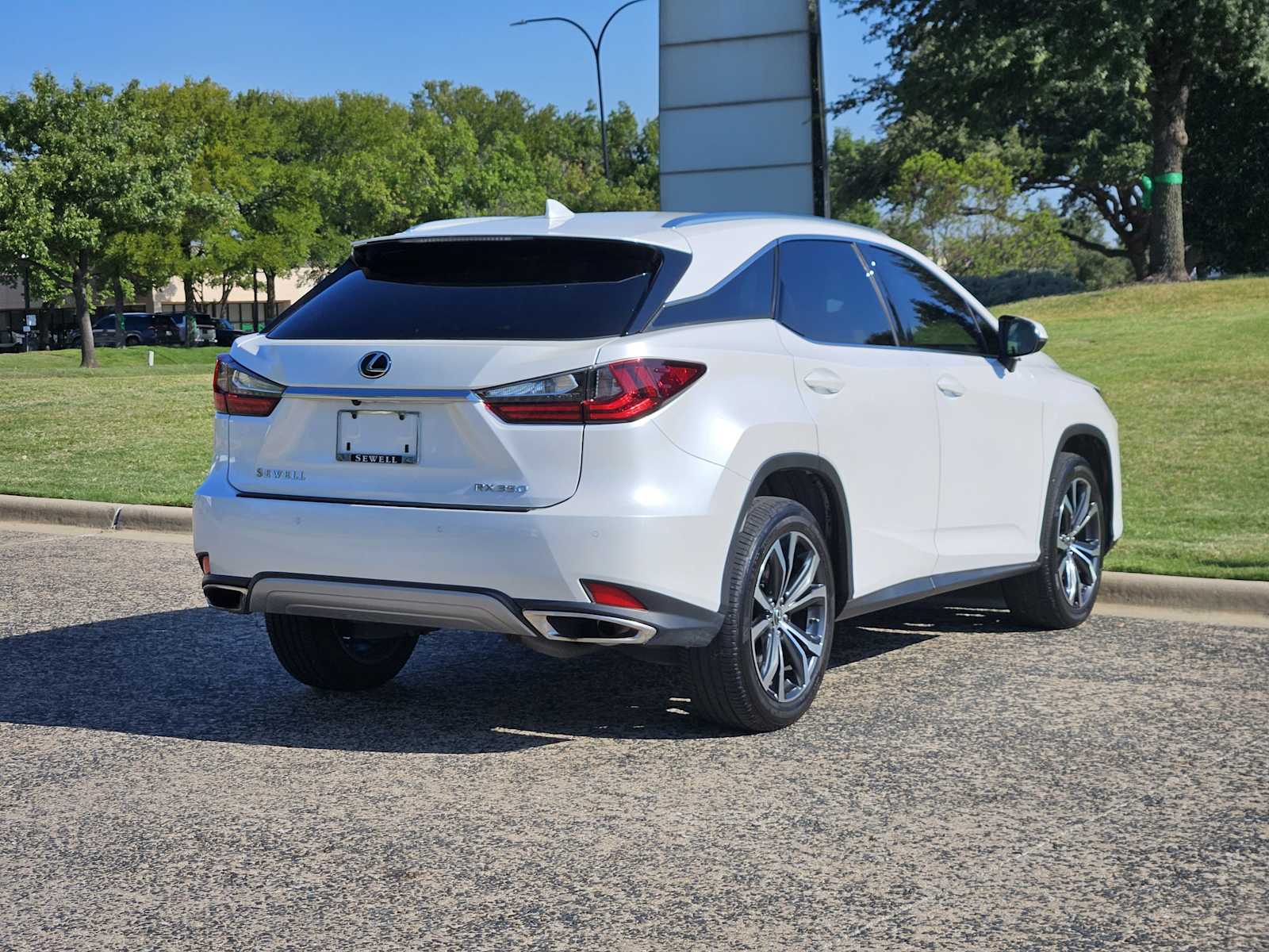 2022 Lexus RX 350 photo 4