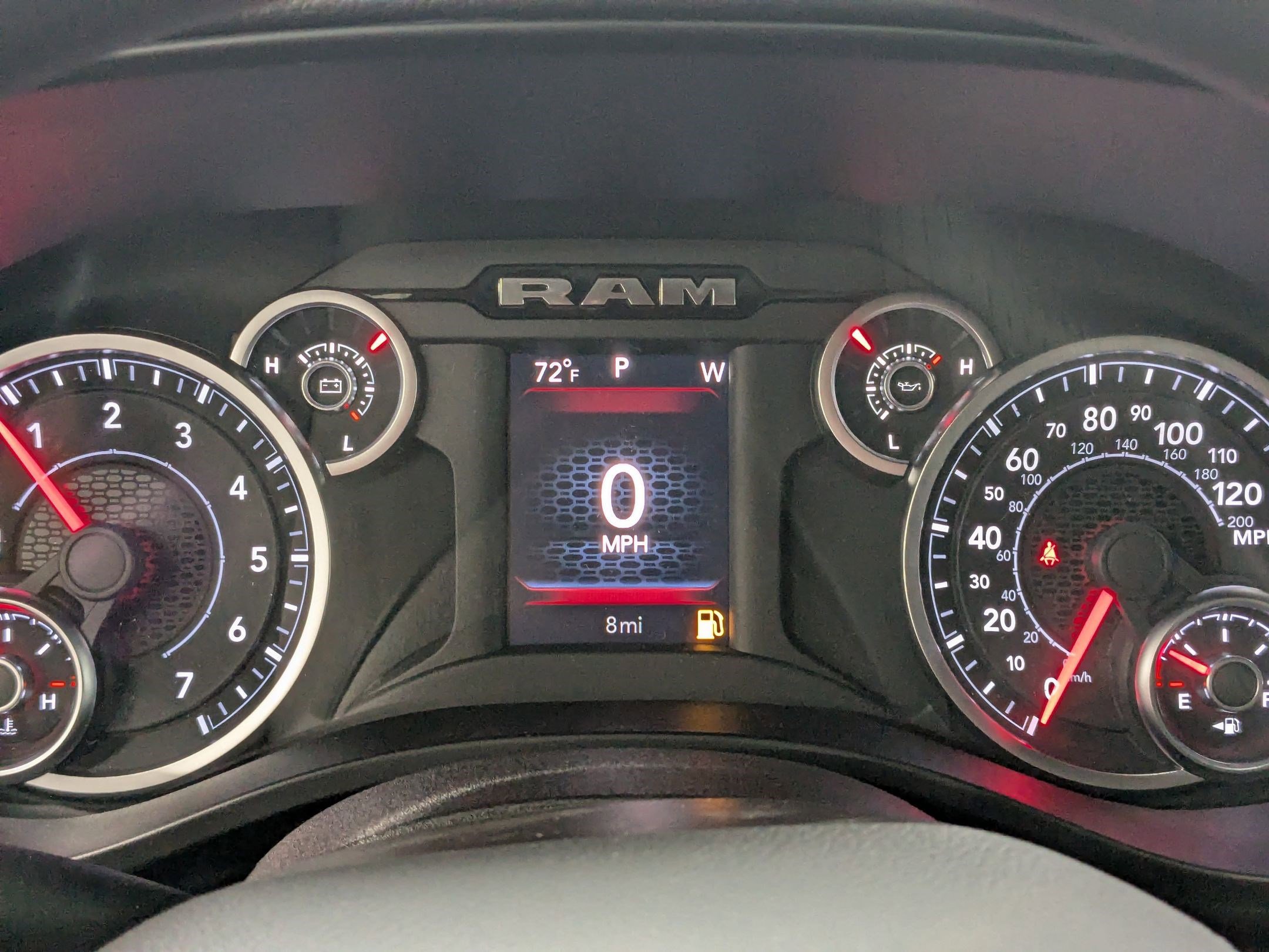 2025 Ram 1500 Tradesman photo 8