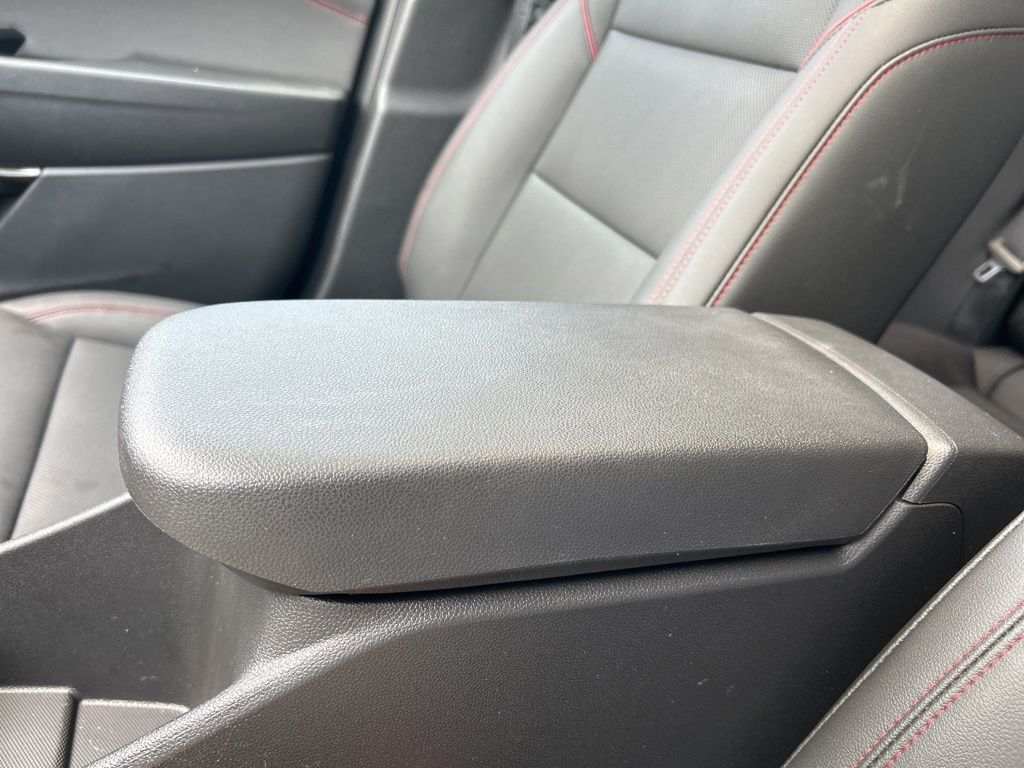 2024 Chevrolet Trax photo 28