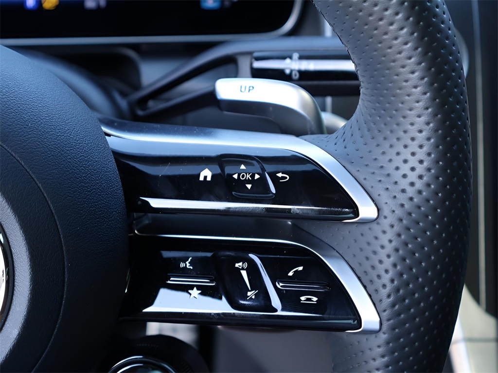 2024 Mercedes Benz GLC 43 AMG 4MATIC photo 33