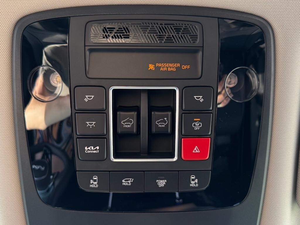 2025 Kia Carnival SX Prestige photo 19