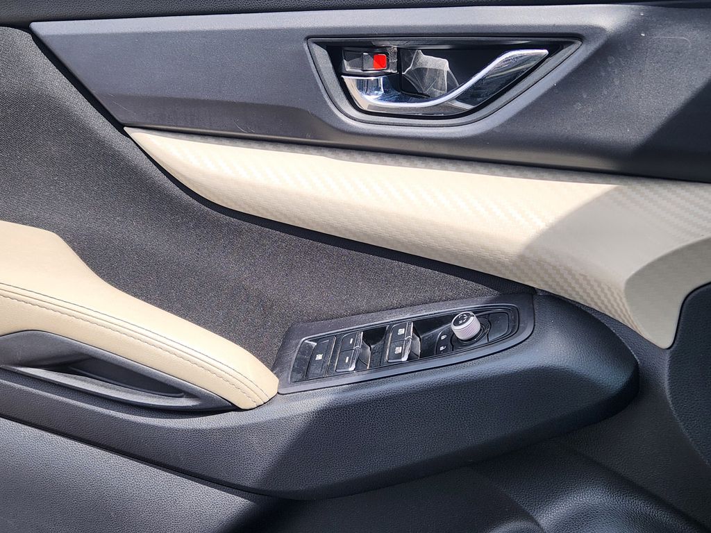 2020 Subaru Ascent Premium photo 18