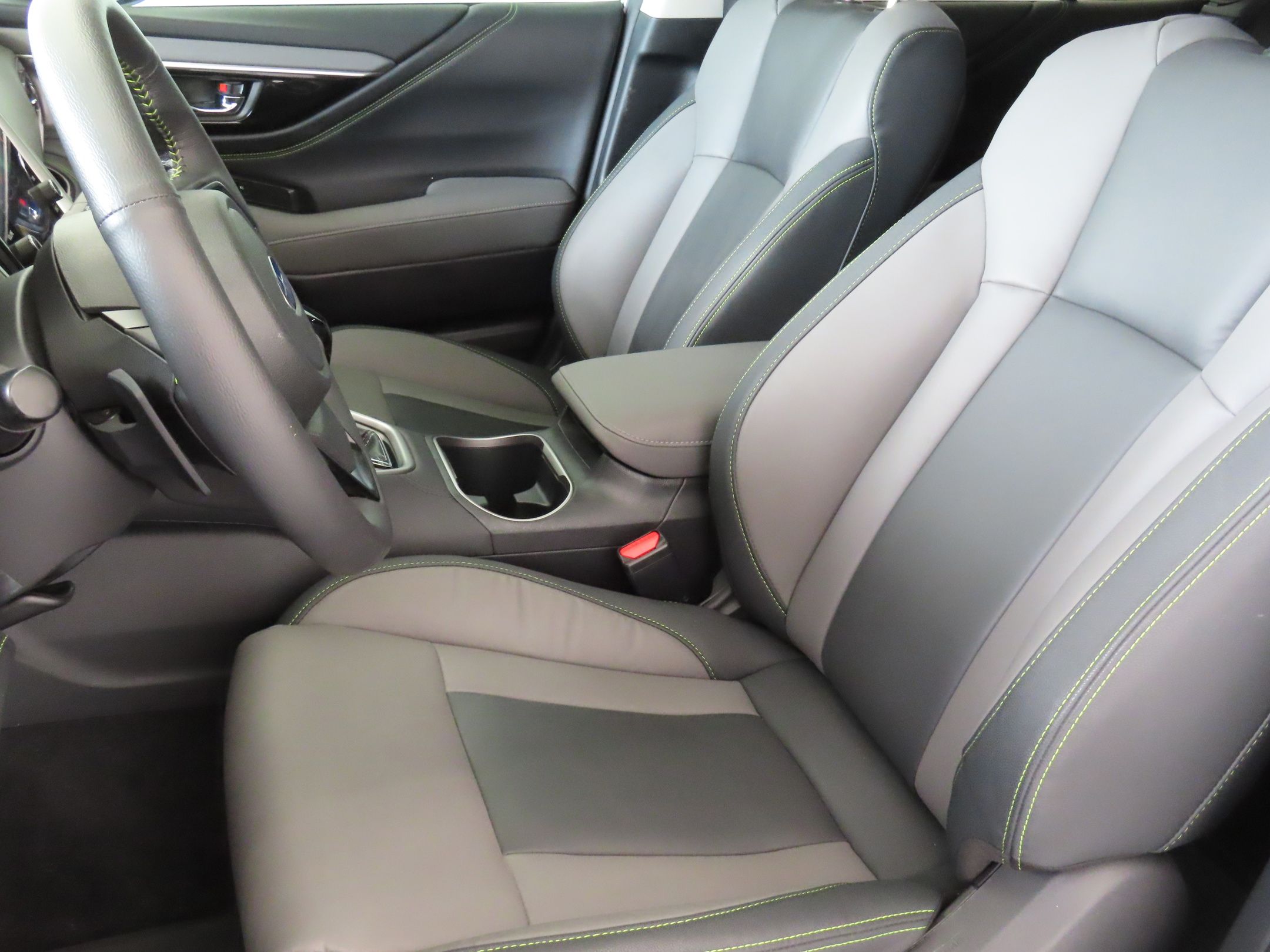 2025 Subaru Outback Onyx Edition photo 10