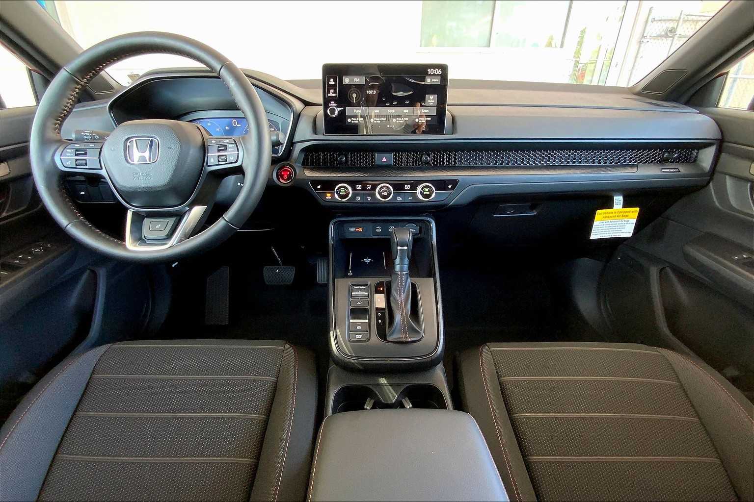 2026 Honda CR-V Hybrid photo 2
