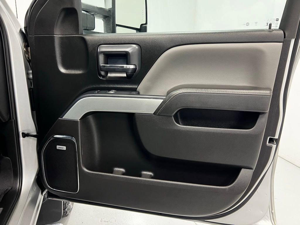 2018 Chevrolet Silverado 2500HD LTZ photo 27