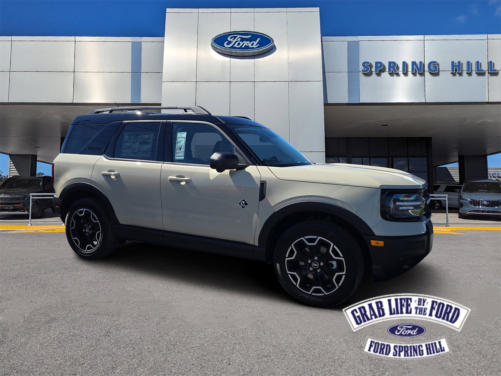 2025 Ford Bronco Sport Outer Banks's photo