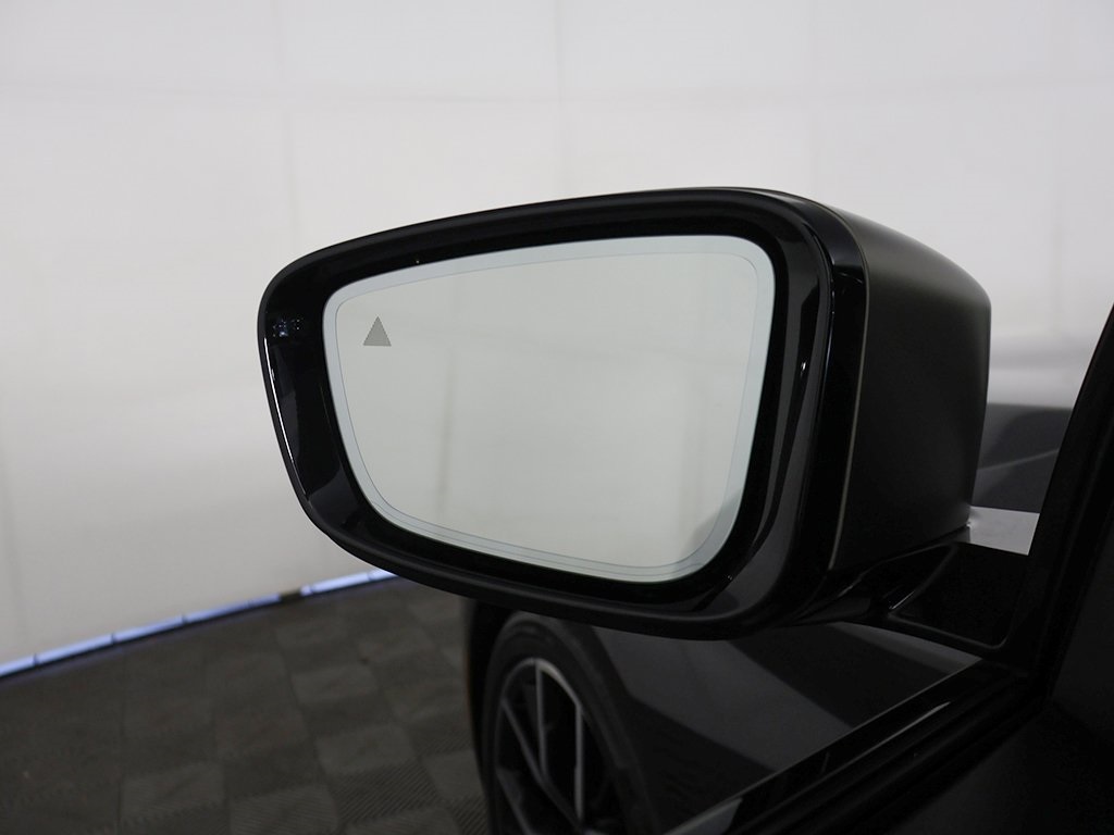2022 Bmw M550i xDrive photo 38
