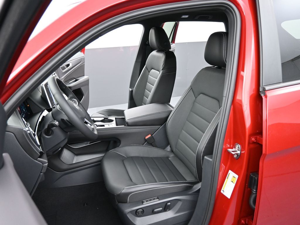 2025 Volkswagen Atlas Cross Sport SEL R-Line photo 37