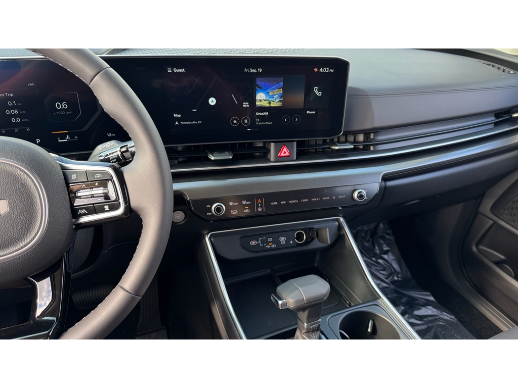 2026 Kia Carnival SX Prestige photo 12
