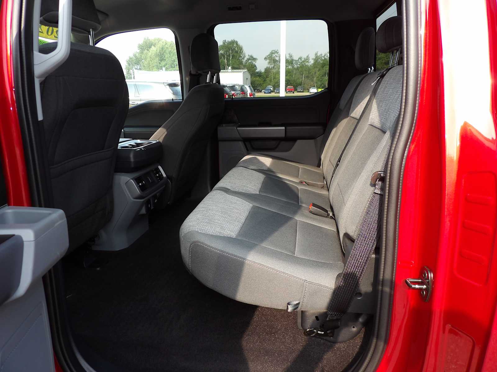 2021 Ford F-150 XLT photo 13