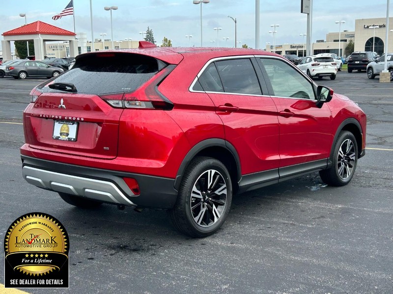 2025 Mitsubishi Eclipse Cross SE photo 2