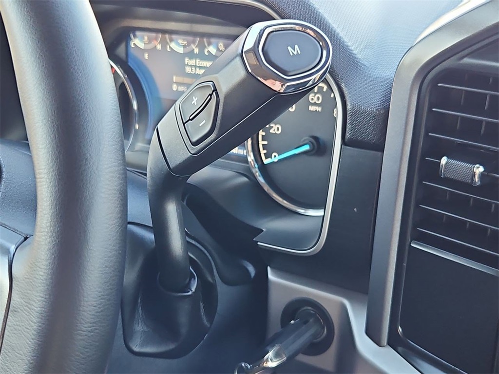 2023 Ford F-150 XLT photo 16