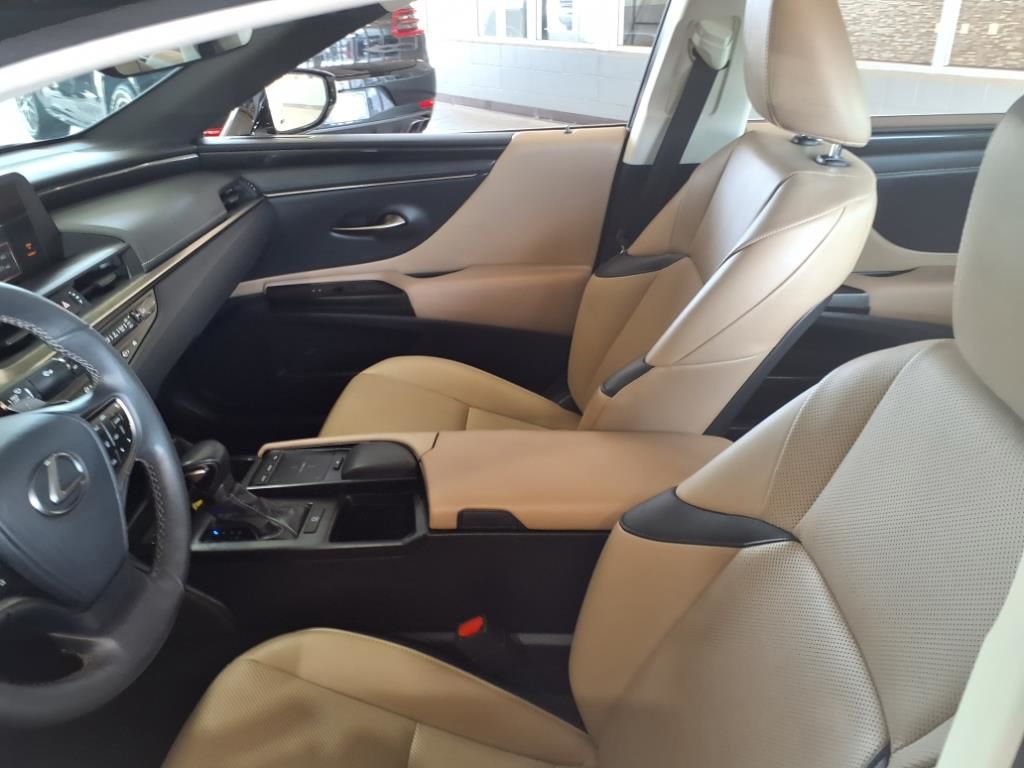 2020 Lexus ES 350 Base photo 11