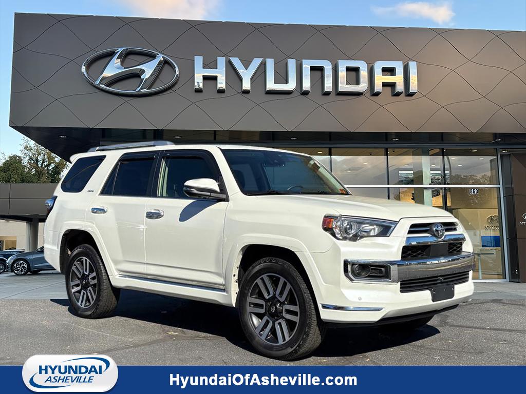 2023 Toyota 4Runner Limited's photo