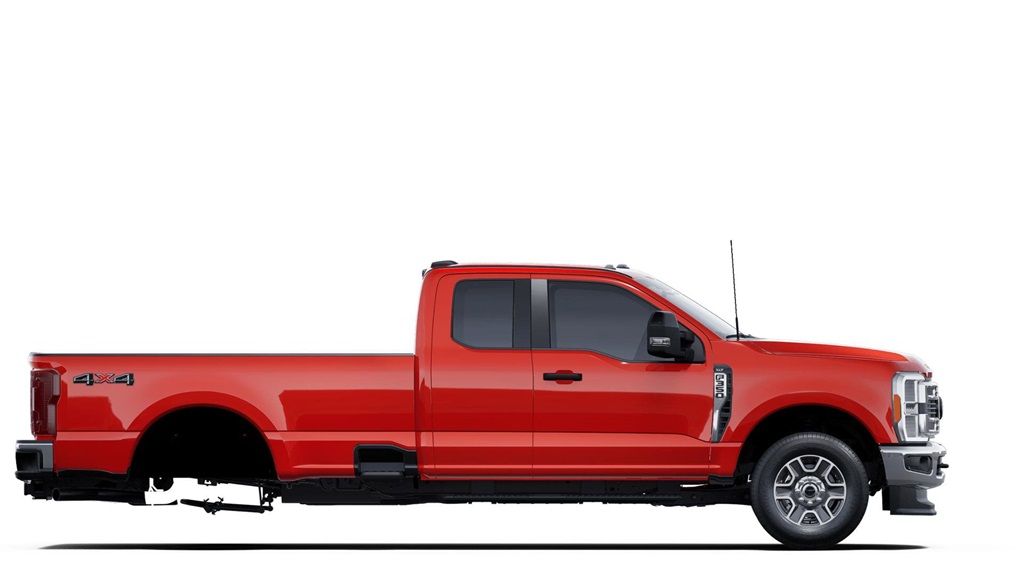 2025 Ford F-350 XLT photo 5