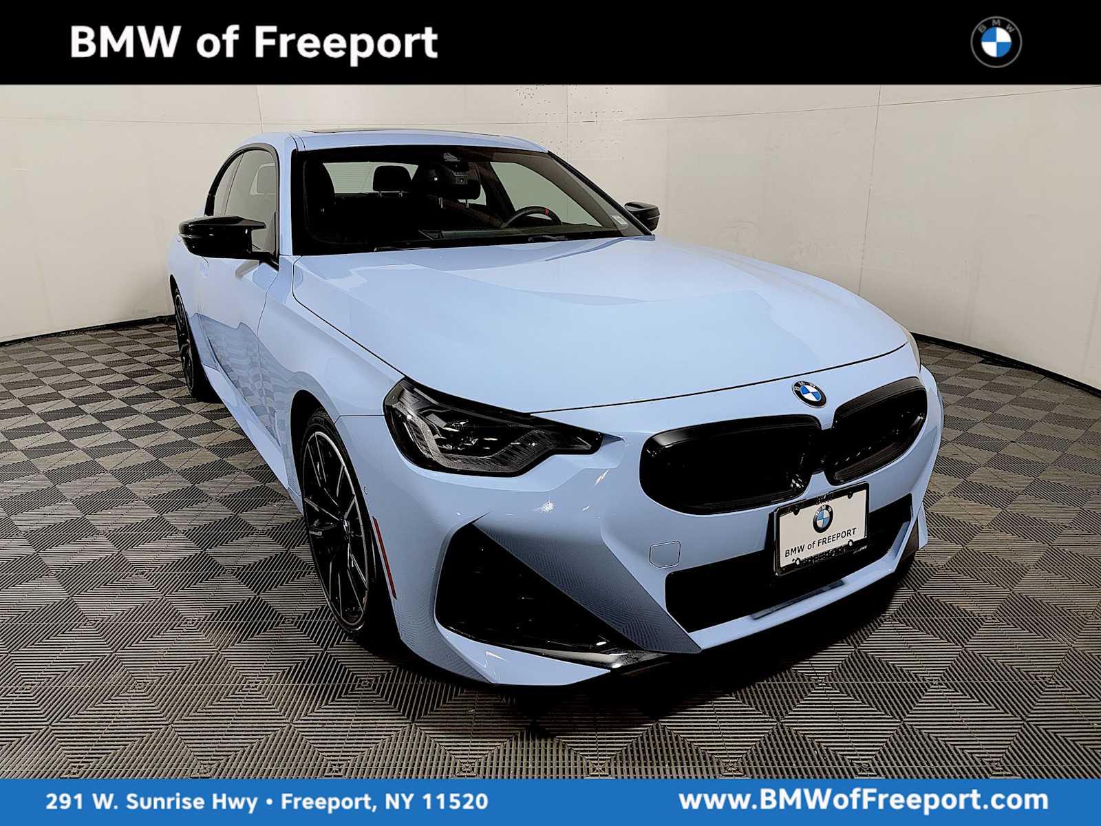 2025 BMW 2 Series M240i's photo