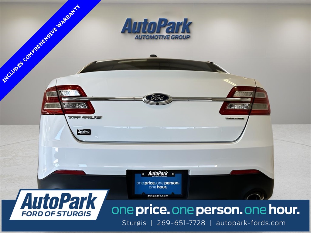 2018 Ford Taurus SE photo 4